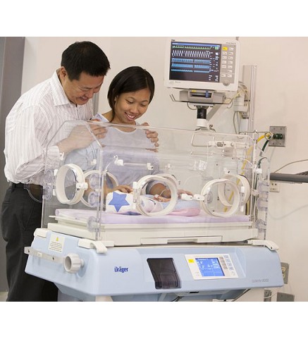 Инкубатор для новорожденных Isolette 8000