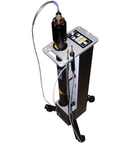 Лазерный комбинированный терапевтический аппарат 